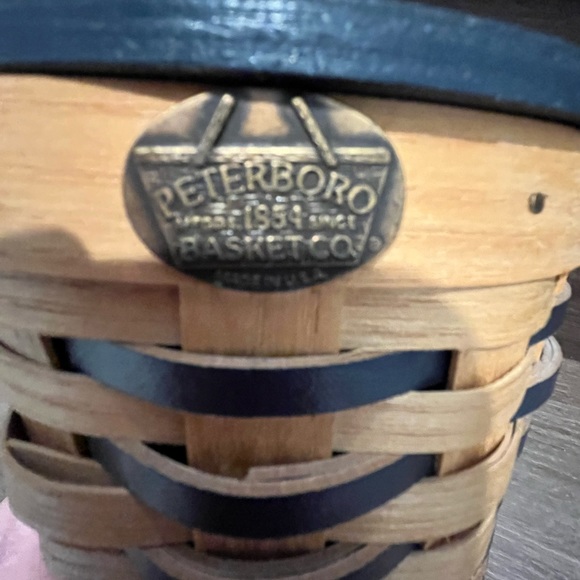 PETERBORO BASKET CO lidded canister - Picture 4 of 10